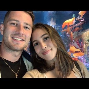 Meet your Posher, Ana